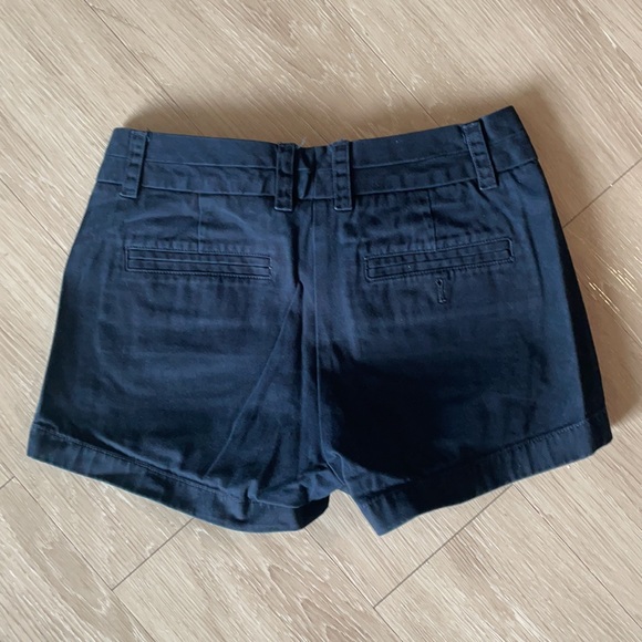 SHORTS - Picture 4 of 4